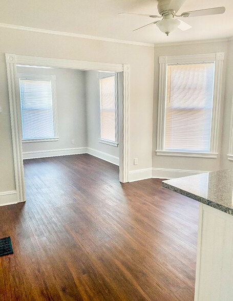 Building Photo - 71 Arsenal St