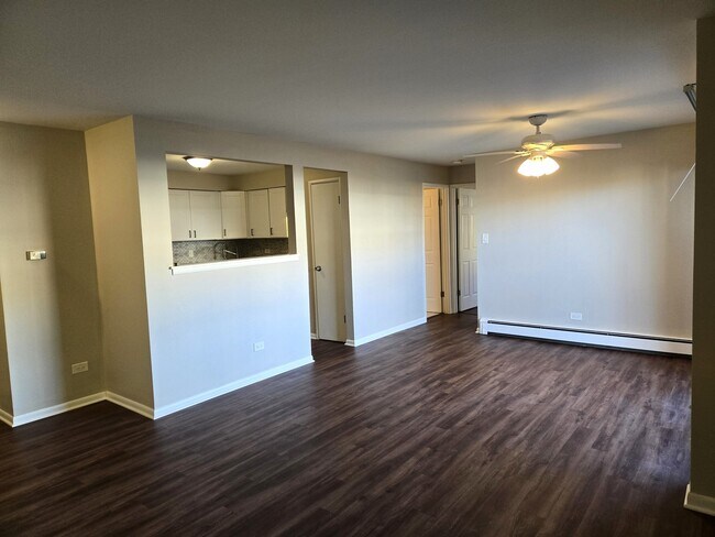 Building Photo - 4712 W 107th St