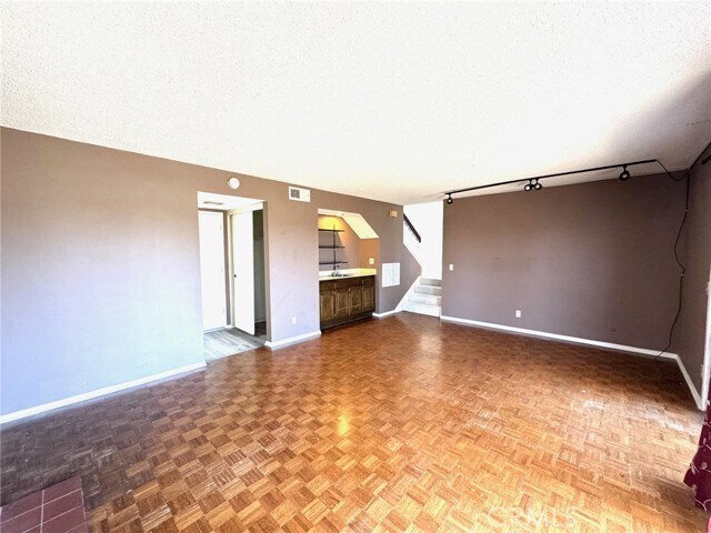 Building Photo - 6631 Princeton Ave