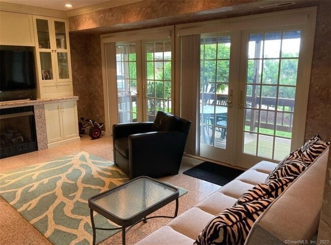 Building Photo - 47 Harbour View Pl