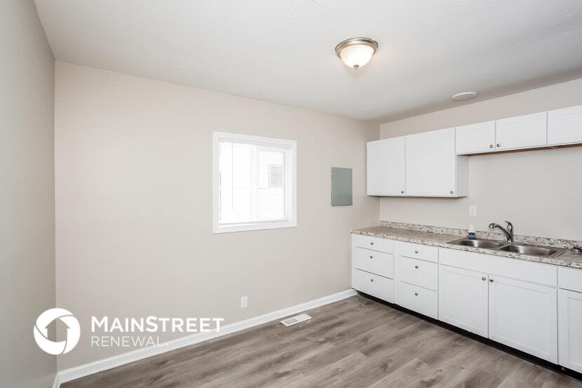 Building Photo - 4955 Katherine Dr