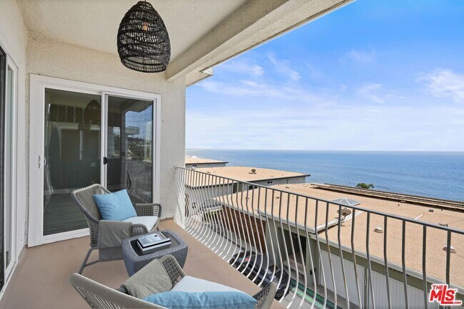 Building Photo - 18103 Coastline Dr
