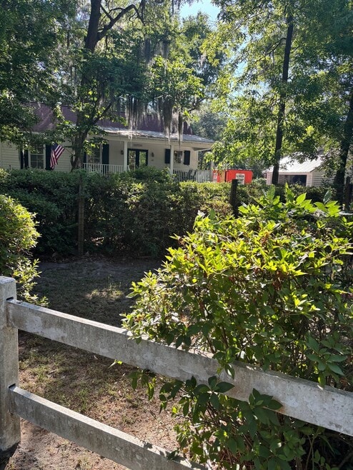 Building Photo - 127 Myrtle Island Rd