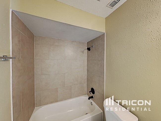 Building Photo - 10378 Rosemount Dr