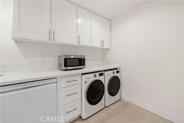 Building Photo - 15406 Lull St