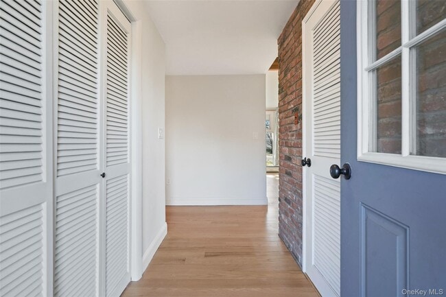 Building Photo - 12 Flintlock Ridge Rd