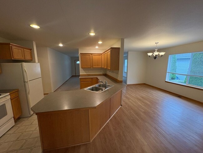 Building Photo - 3515 Malland Ct