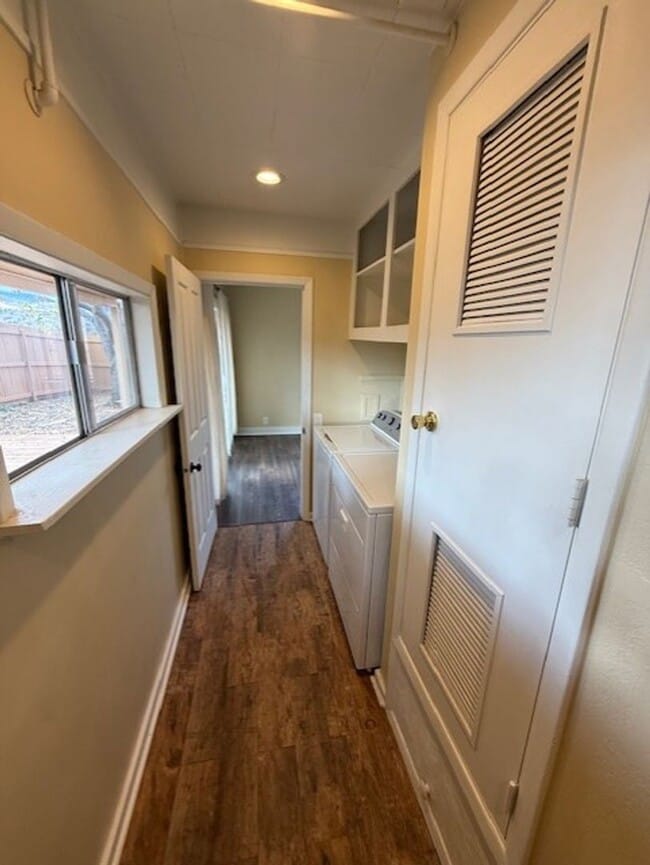 Building Photo - Coming Nov 17 - 3 Bedroom 2 Bath home in Clarkdale contact Property Pros Property Management