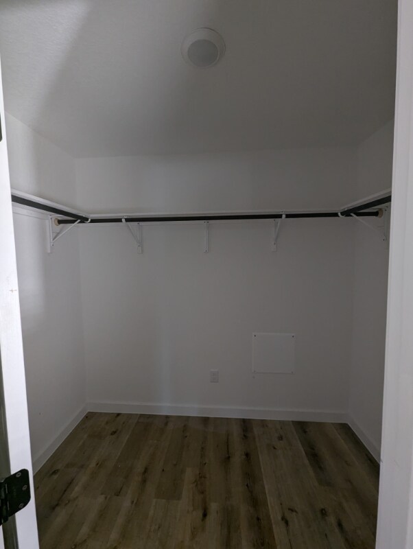 Building Photo - 2105 Vista Encino