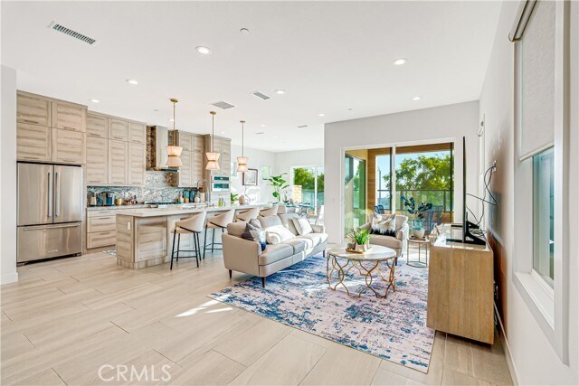 Building Photo - 26296 Paseo Sillin