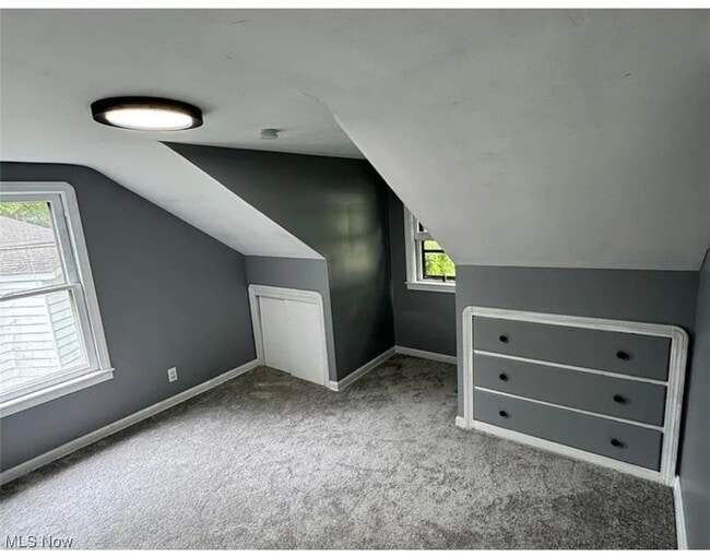 Building Photo - 7845 Emery Cir