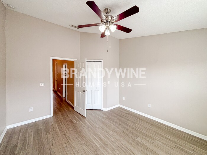 Building Photo - 9701 Carlsdale Dr