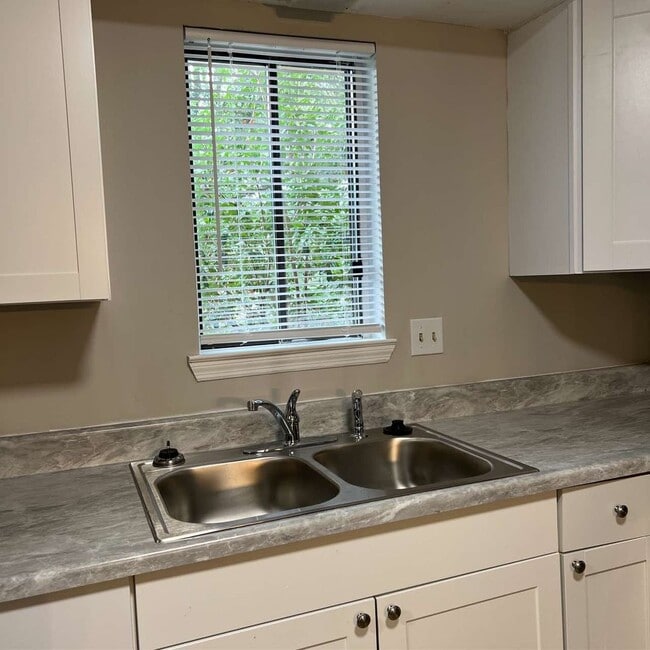 Building Photo - WELCOME TO COTTON HOPE HHI