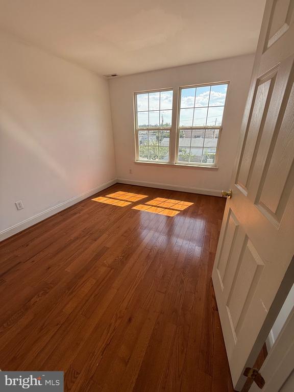 Building Photo - 1202 Rosegate Ct
