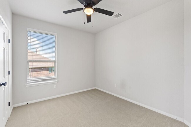 Building Photo - 21824 Agarito Ln