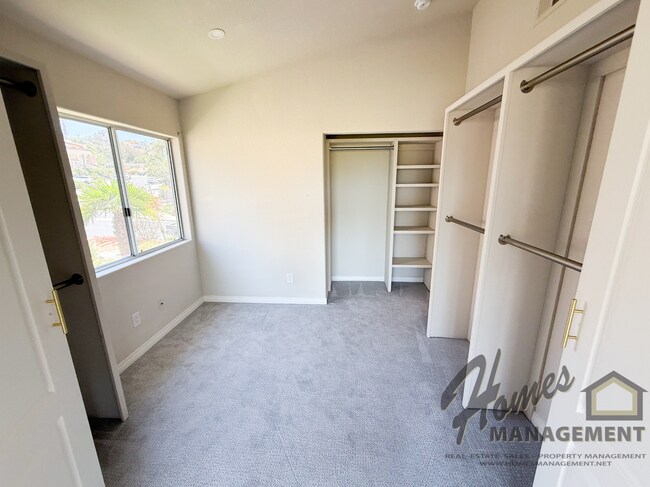 Building Photo - Homes Management - Carlsbad Home with Ocean View