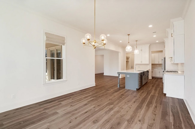 Building Photo - Custom-Built 4 Bedroom Home / Gated Community