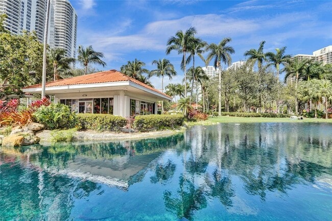 Building Photo - 19101 NE 36th Pl