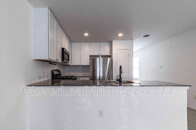 Building Photo - 5867 Coahulia Rdg