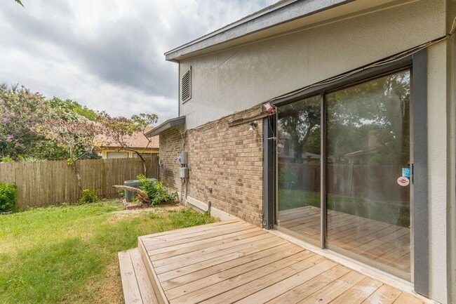 Building Photo - 11826 Greenwood Village Dr