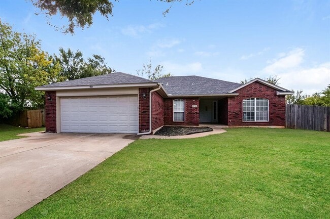 Primary Photo - 703 Badger St NE