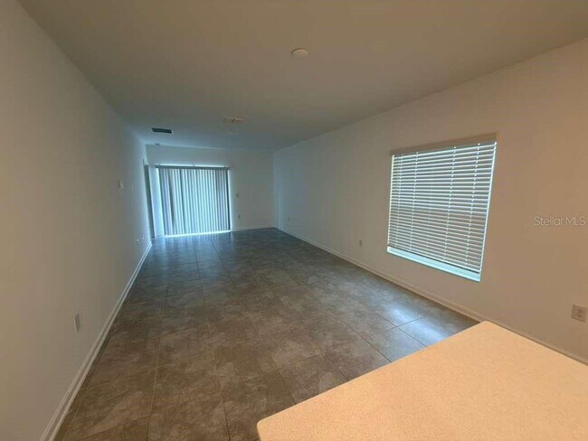 Building Photo - 207 Aqua Ave