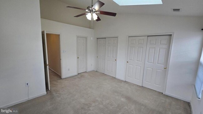 Building Photo - 2441 Old Farmhouse Ct