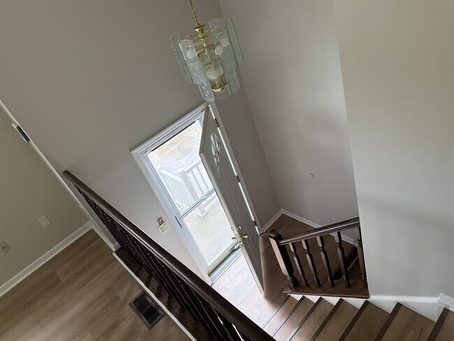 Building Photo - 1375 Firethorne Dr