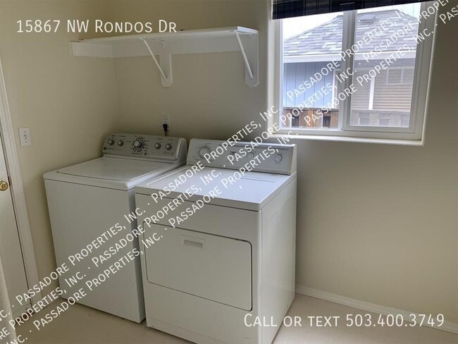 Building Photo - 15867 NW Rondos Dr