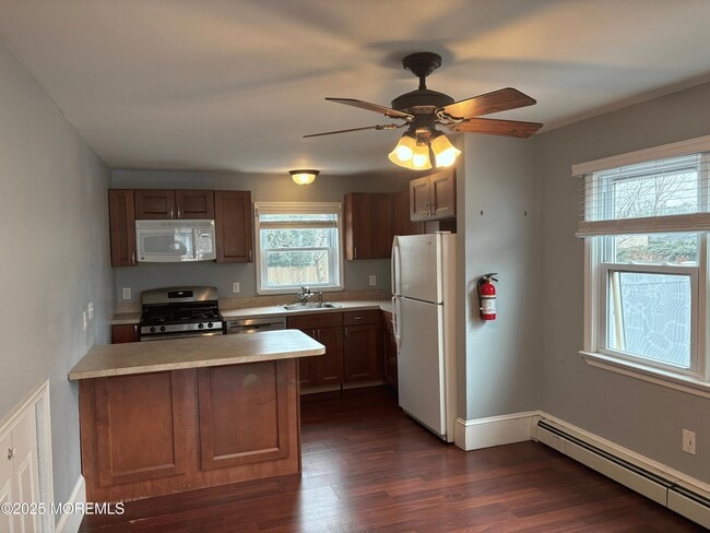 Building Photo - 33 Prospect Ave