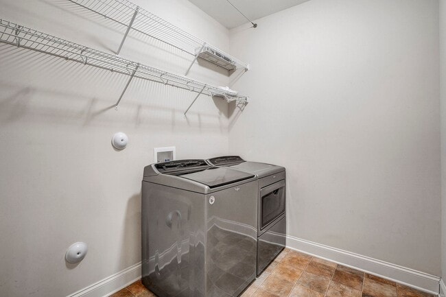 Building Photo - Don't miss this RARE opportunity! Spectacular 4 bed 3 bath RANCH style home Coming Soon!