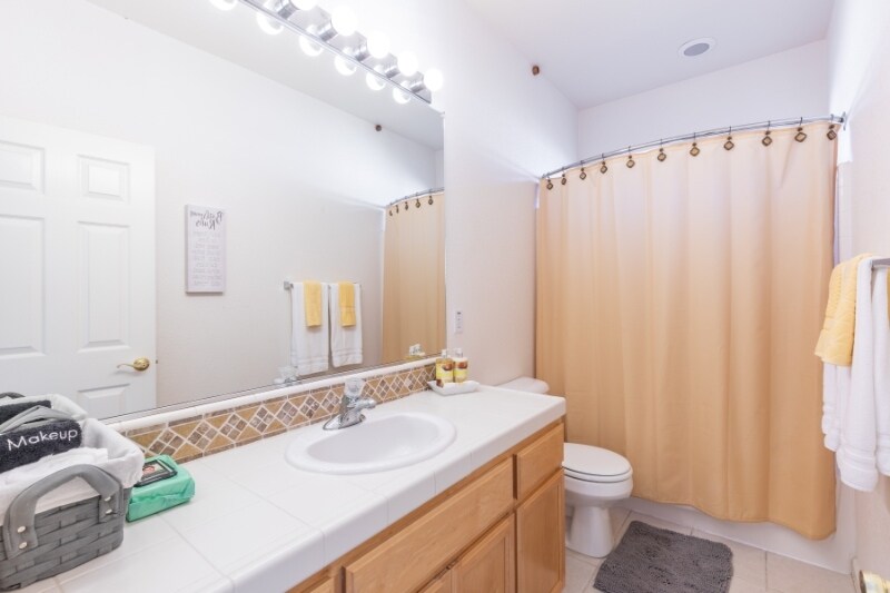 Building Photo - 3823 Louis Krohn Dr
