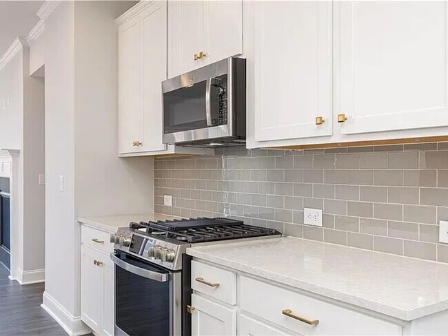 Building Photo - Spacious 3bd/4ba Townhome in Acworth w/ Al...