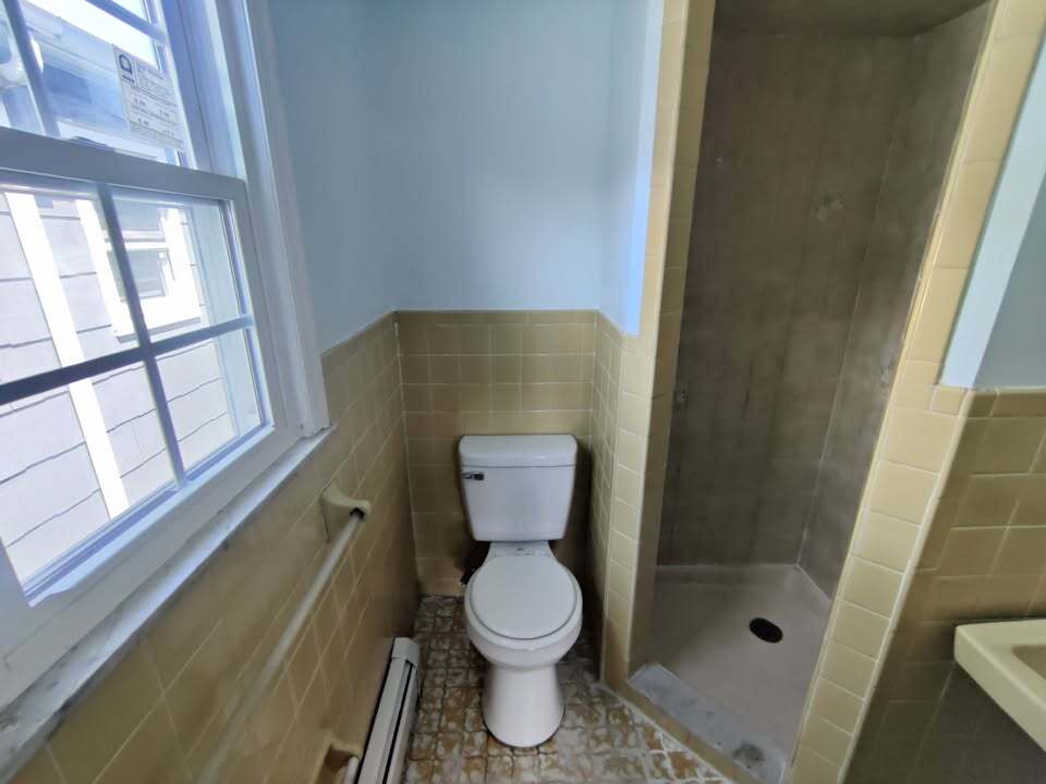 Building Photo - 809 Kennedy Blvd