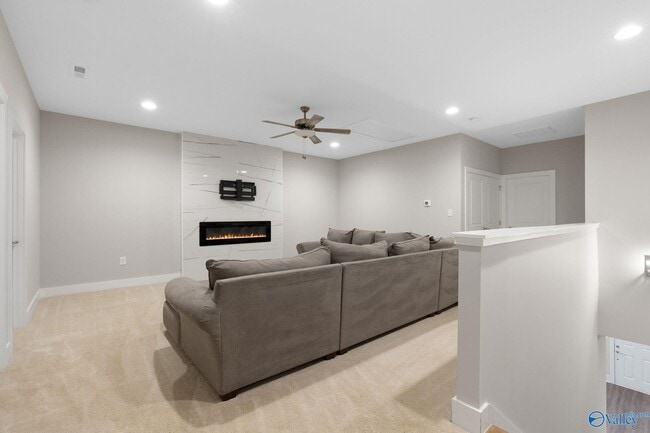 Building Photo - 190 Kearny St