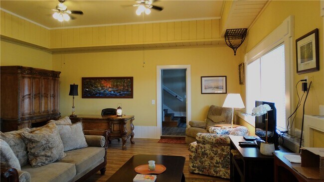 Building Photo - 875 Co Rd 26