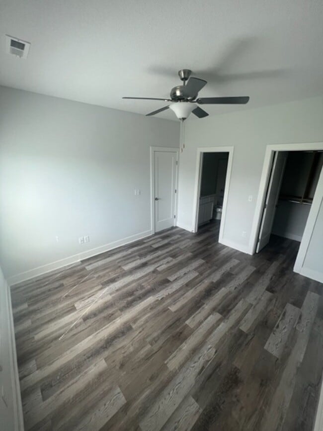 Building Photo - North 45th Addition
