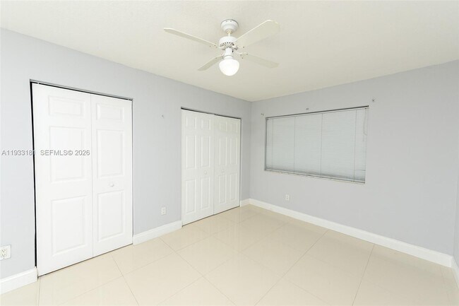 Building Photo - 14471 SW 139th Ave Cir W