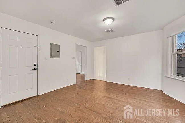 Building Photo - 110 N 17th St