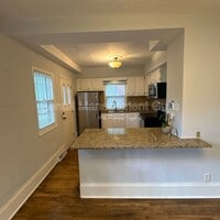 Building Photo - 3611 N Sheridan Ave