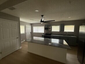 Building Photo - NEWLY RENOVATED 3 BEDROOM, 2 BATH HOME – A...