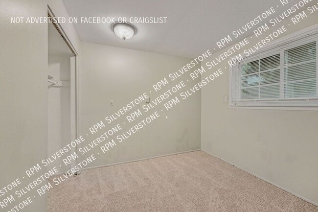 Building Photo - 547 Reed-