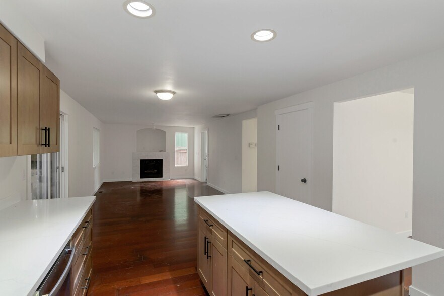 Building Photo - 13018 SE 264th Pl