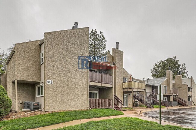 Primary Photo - 5300 E Cherry Creek S Dr
