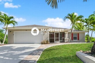 Building Photo - 3 Bedroom Pet-Friendly Home in Lehigh Acre...