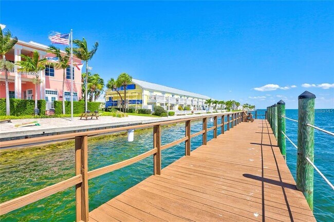 Building Photo - 4805 Cobia Dr SE