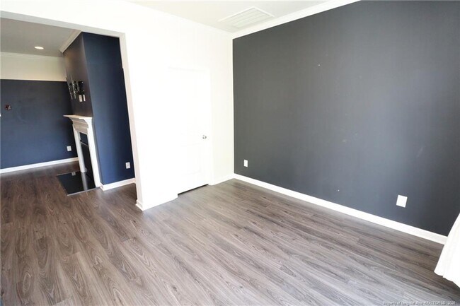 Building Photo - 755 Amarra Dr