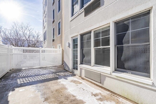 Building Photo - 30 CONSTITUTION Way