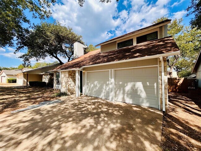 Building Photo - 7613 Navarro Pl