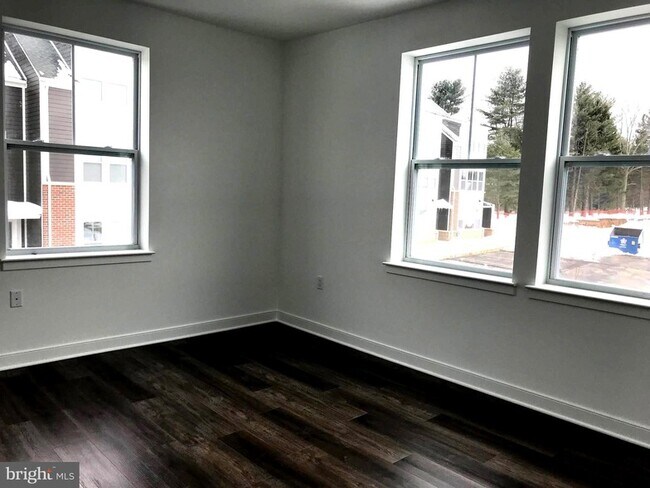 Building Photo - 43 Princeton Hightstown Rd